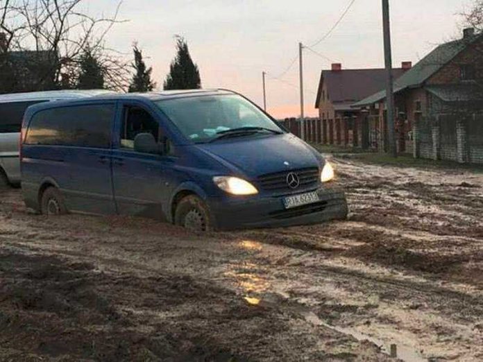 автомобільгрушів