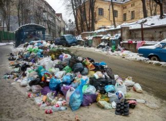 Львівська міськрада виділила обладміністрації 25 млн гривень на вивезення сміття
