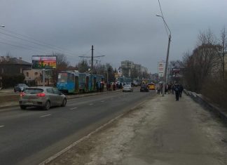 У Львові зупинився рух трамваїв (ФОТО)