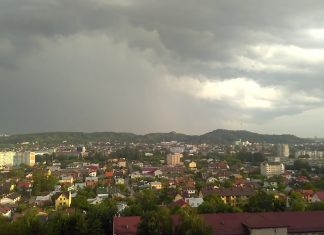 На Львів насувається гроза (ВІДЕО)